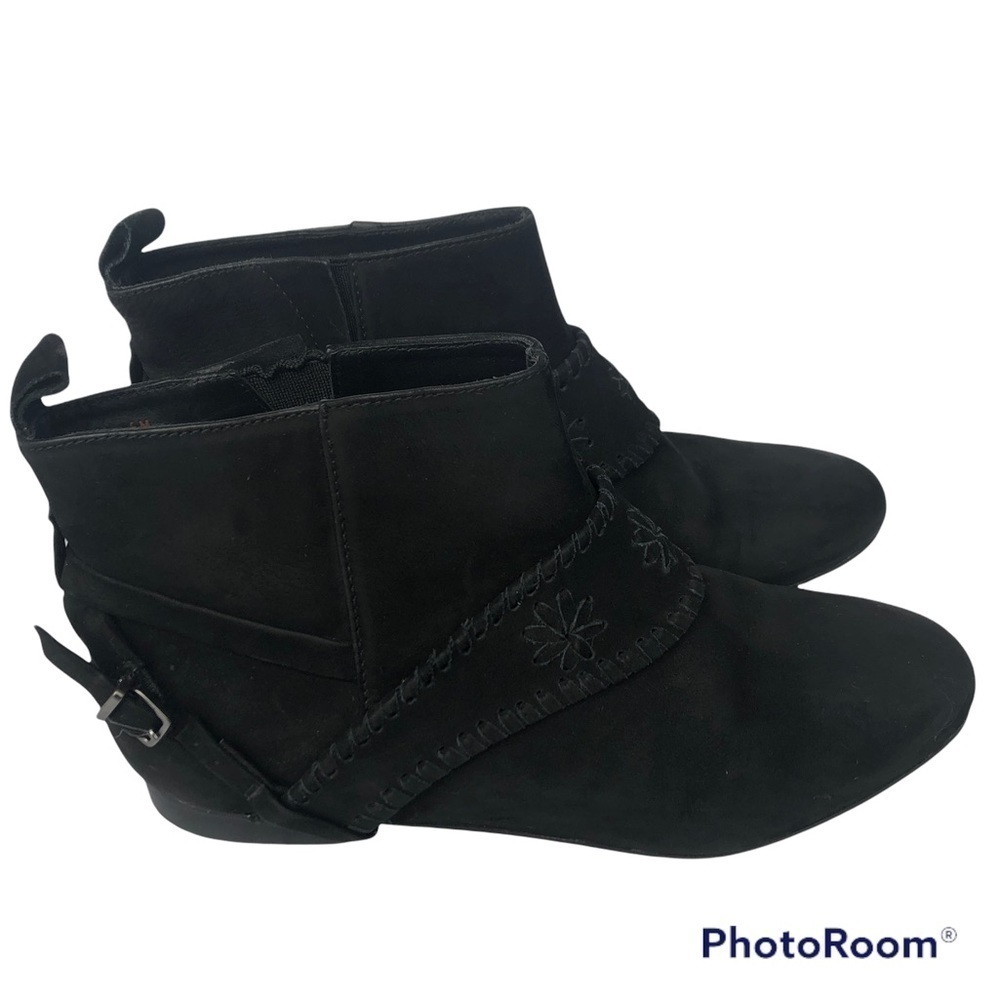 Jack Rogers black nubuck leather hand stitched harness detail booties size 6